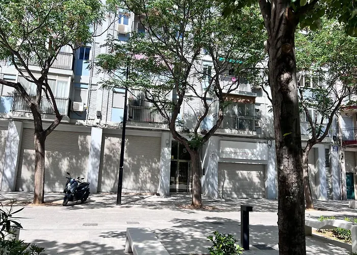 Plaza Sainetero Arniches * فالنسيا